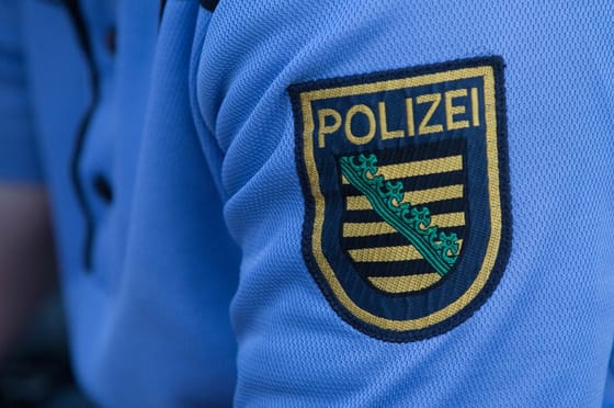 Hajtóvadászat indult Ausztriában egy magyar férfi után, aki megkéselte volt feleségét