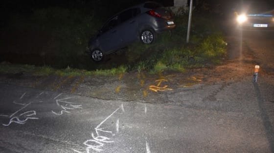 Egy kiló rumos csokigolyóval magyarázta ittasságát az árokba hajtó sofőr