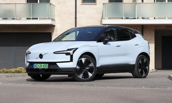 Tesla és Lamborghini volt a jele az oviban: teszten a kicsiben nagyot ütő Volvo EX30
