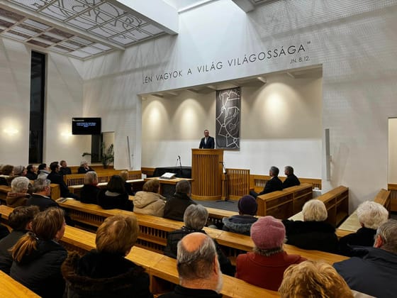 Féláron nézhetik meg a Petőfi-filmet a csömöri reformátusok virágvasárnap