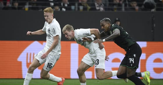 Továbbra is gólképtelen Robbie Keane csapata, simán kikapott a Ferencváros Frankfurtban