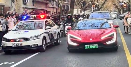 Az utcán „táncolt” a BYD szuperautója, de a rendőrök nem értékelték – videó