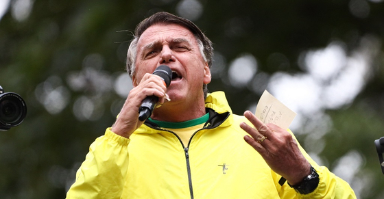 Bolsonaro reméli, hogy már vasárnap elhagyhatja a kórházat