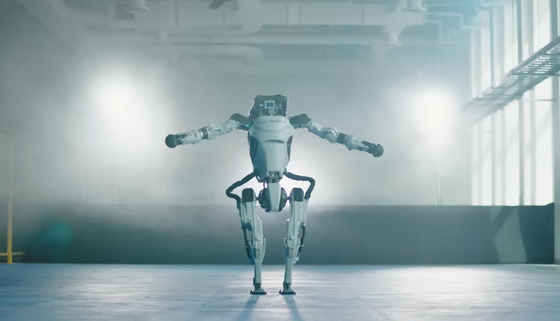 Nyugdíjazza a Boston Dynamics a lenyűgöző mozgásra képes humanoid robotját, Atlast – videó