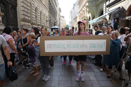 Iványi Gábor szerint senki nem tudja, mi lesz a bezárt iskoláikba járó gyerekekkel