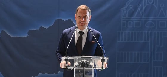 Visszakozott a kormány az ügyvédi kamarával szemben, új javaslattal állt elő Tuzson Bence