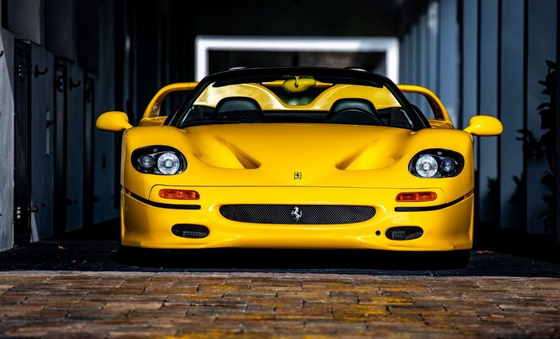 Rekordáron kelhet el Ralph Lauren sárga Ferrari F50-ese