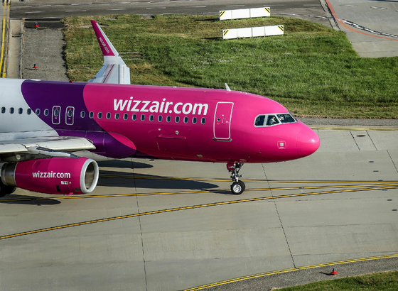 Tisztességtelen üzleti működés miatt ítélték el a Wizz Airt Ausztriában