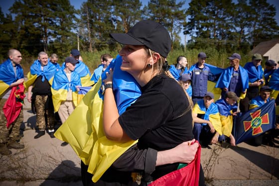Terroristákat idéző módon ölik az oroszok az ukrán hadifoglyokat