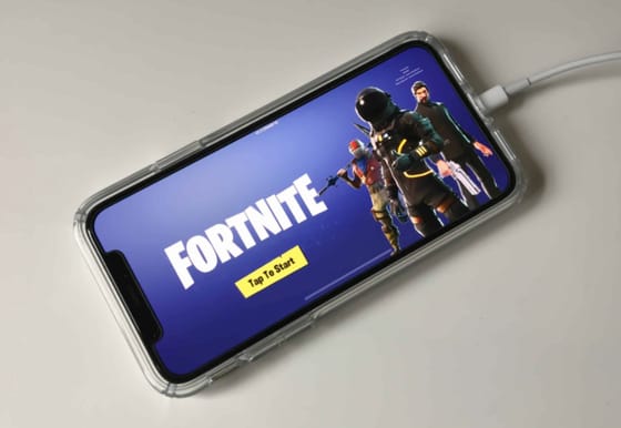 A bíróságon próbálja elérni az Epic, hogy visszatérhessen a Fortnite az iPhone-okra