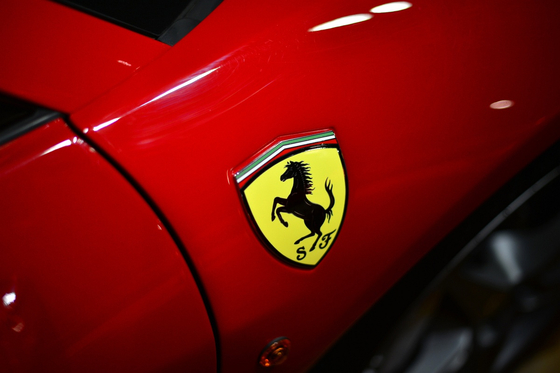 Hallgassa meg, hogyan szól a Ferrari új V12-es szupersportkocsija