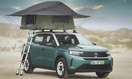 Akár aludhatunk is az új Opel Frontera tetején