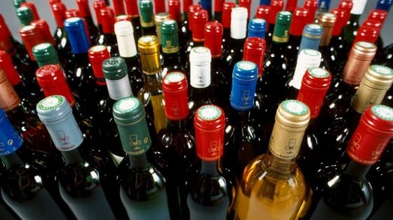 Oroszország megemelte az importvámot a "barátságtalan országokból" érkező árukra
