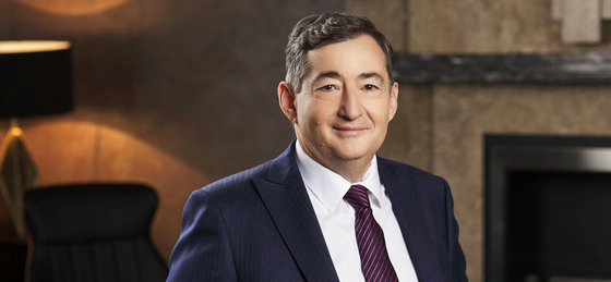 Mészáros Lőrinc Magyar Péternek írt: Ma Ön is helikopteren és magángépen repkedhetne