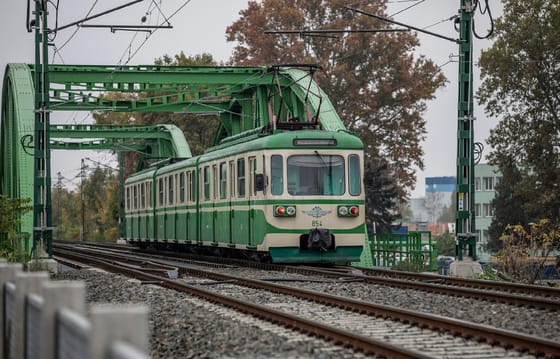 Nyugdíjba vonult az első olyan HÉV-szerelvény, amely elérte a 60 éves kort – videó