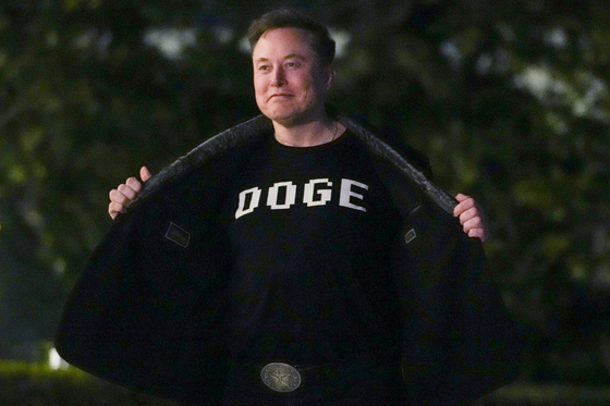 Egy bíró arra utasította Elon Musk csapatát, hogy  működjenek átláhatóbban