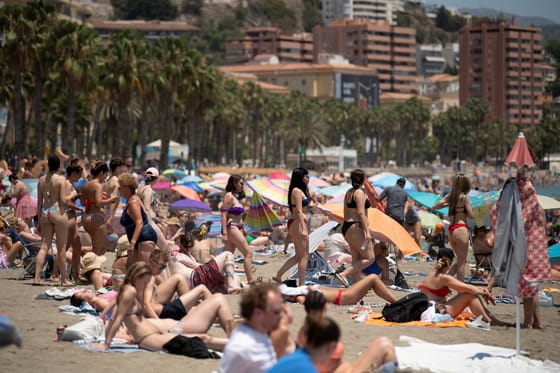 "Olyan, mintha egy vidámparkban lennénk, az emberáradat felemészti a várost" – Málaga is küzd a túl sok turistával