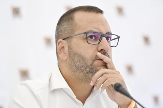 Már megalakulása előtt közel 4 milliós bért fizetett a volt III/III-as tiszt által vezetett Szuverenitásvédelmi Kutatóintézet
