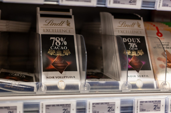 A Lindt a vámok miatt mostantól Amerika helyett Európából visz csokit Kanadába