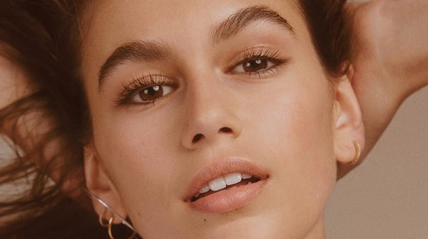 Akire érdemes figyelni: Cindy Crawford lánya rendületlenül betört a modellszakmába