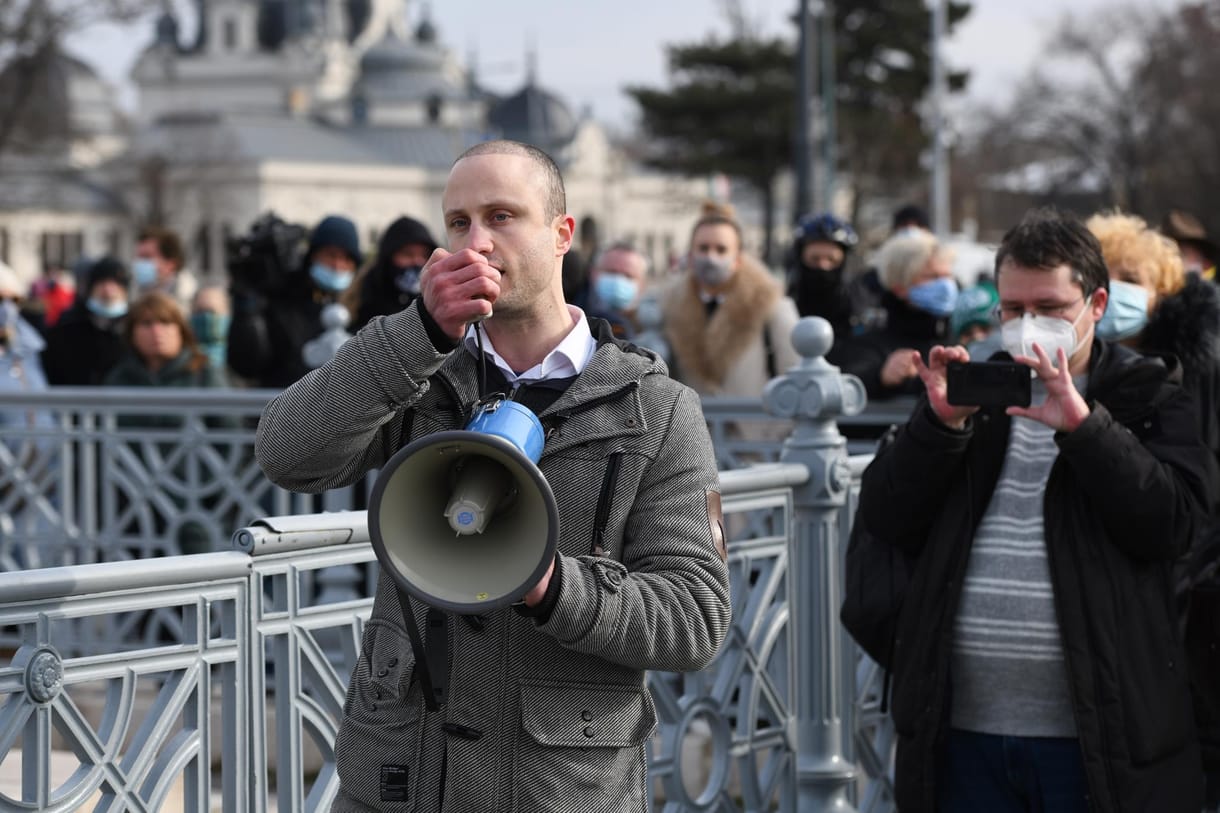 Egy miniszterelnök-jelölttel kevesebb: Ecsenyi Áron visszalép az előválasztástól