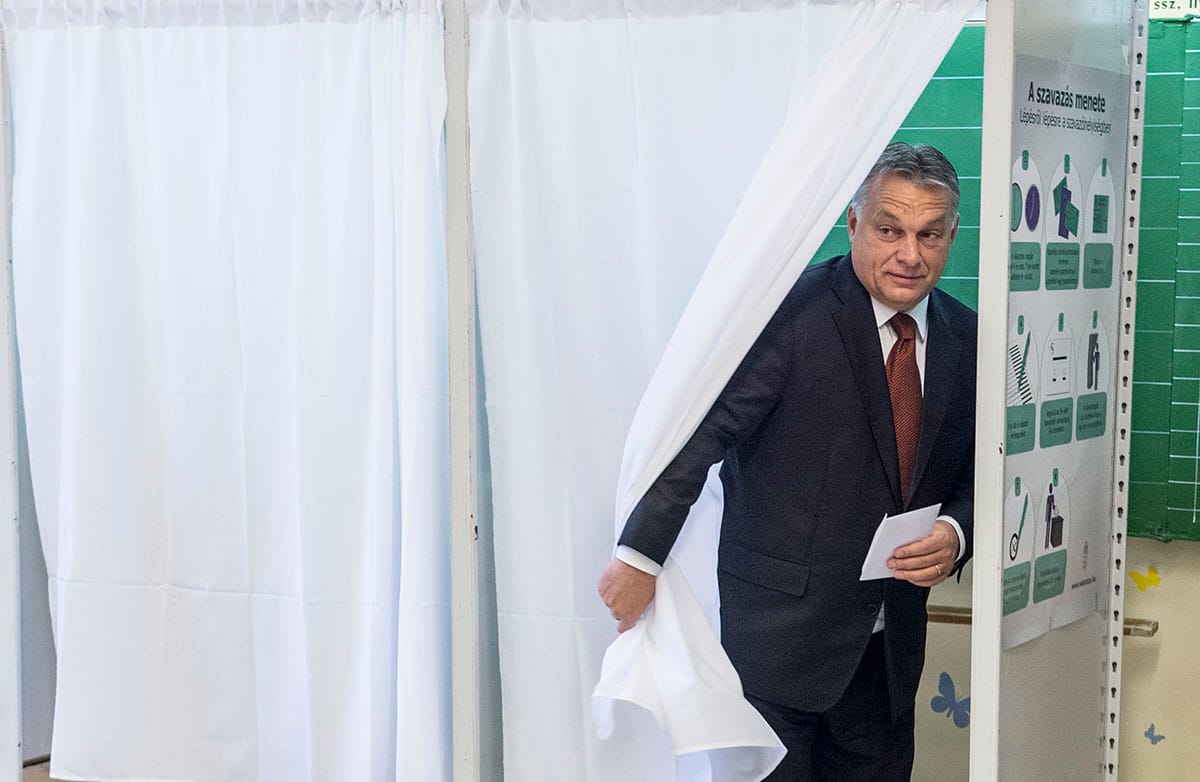 Nem merték megmondani Orbánnak, milyen rosszak a számok