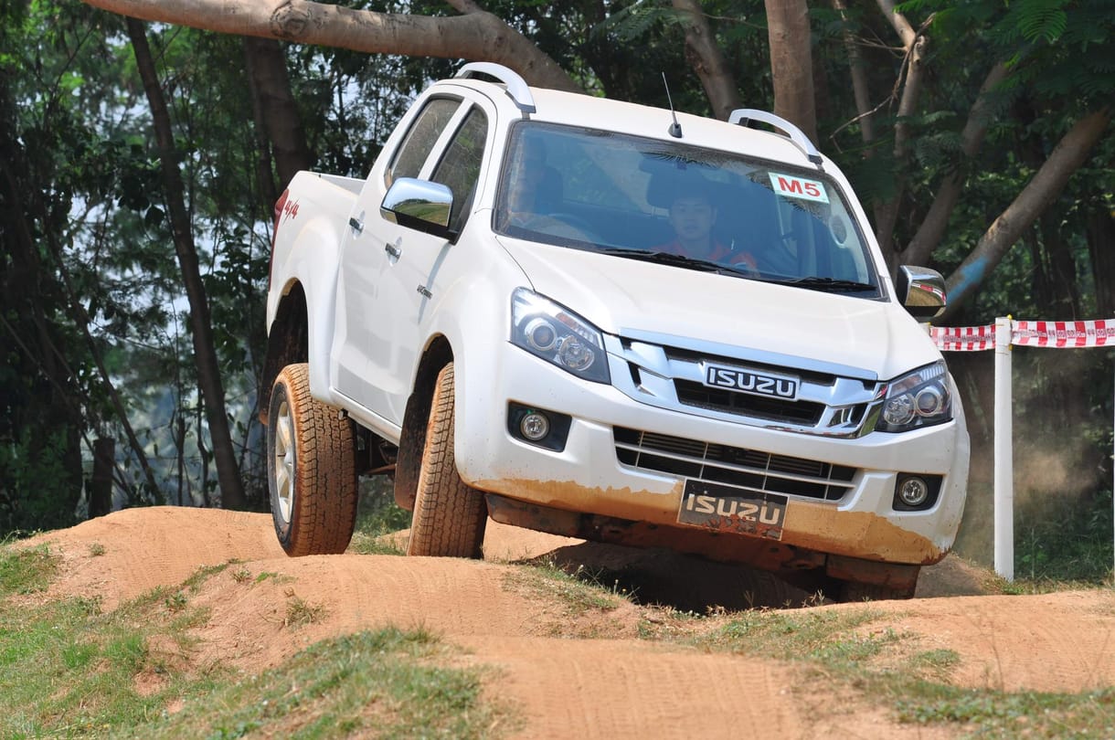 Isuzu D-Max 2012 teszt: dzsungeljáró, de tényleg
