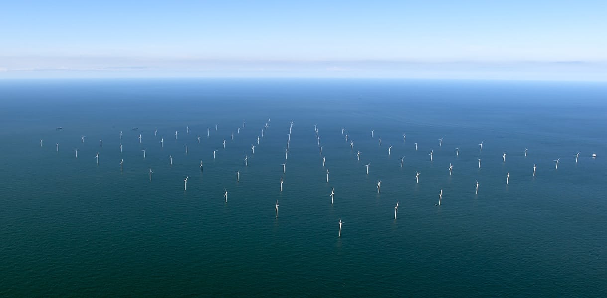 Emirátusi cég segítségével erősíti megújuló energiatermelését Románia