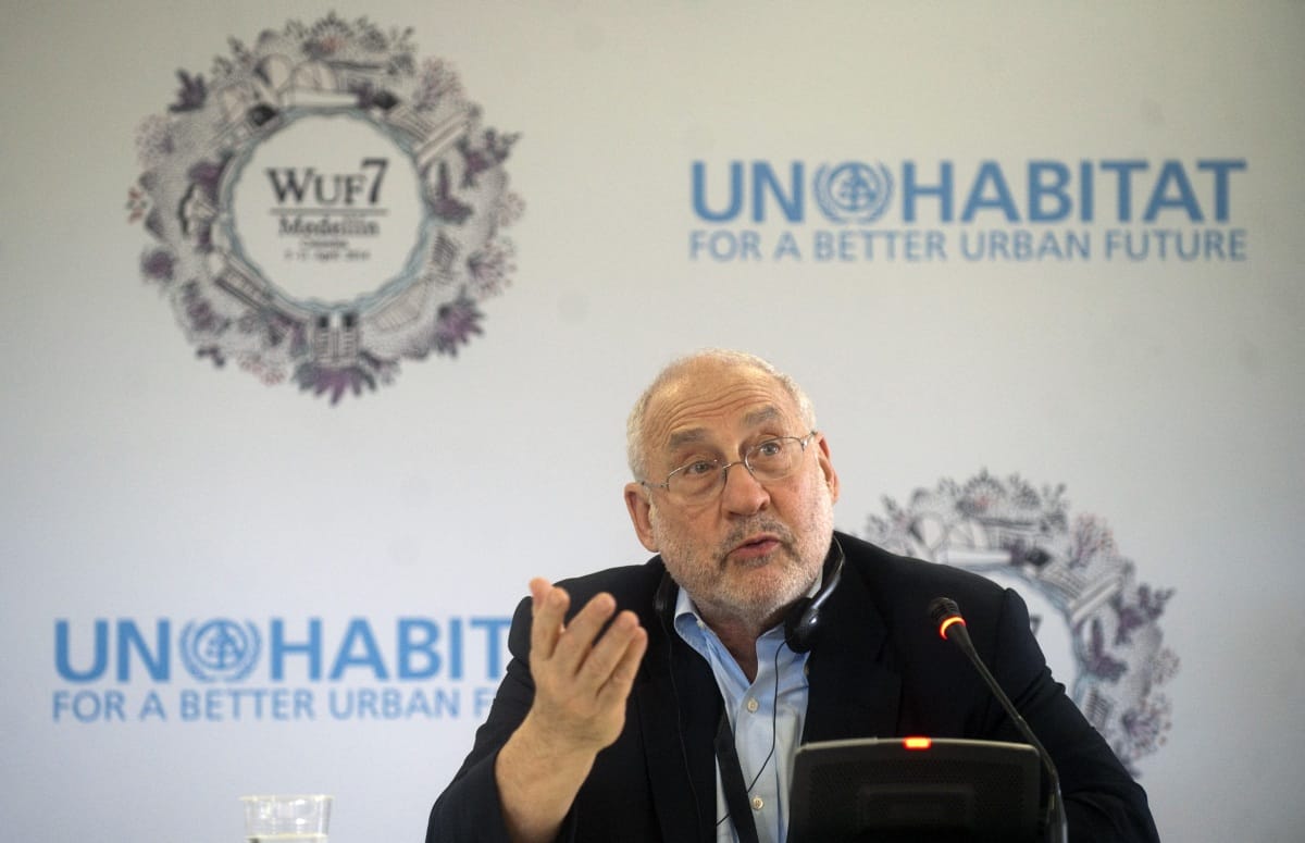 Joseph Stiglitz: Az USA baljós pályán halad