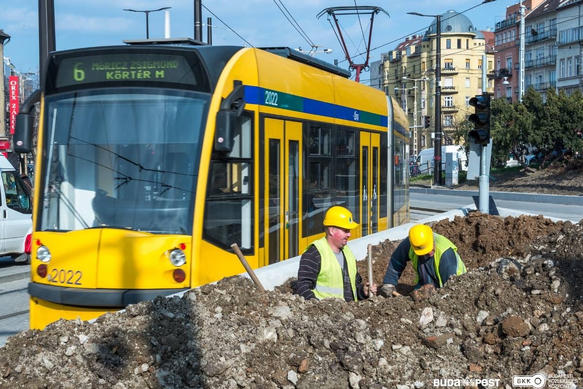 Hangos kisebbség és pár BKV-s ellenálló lassítja Budapestet