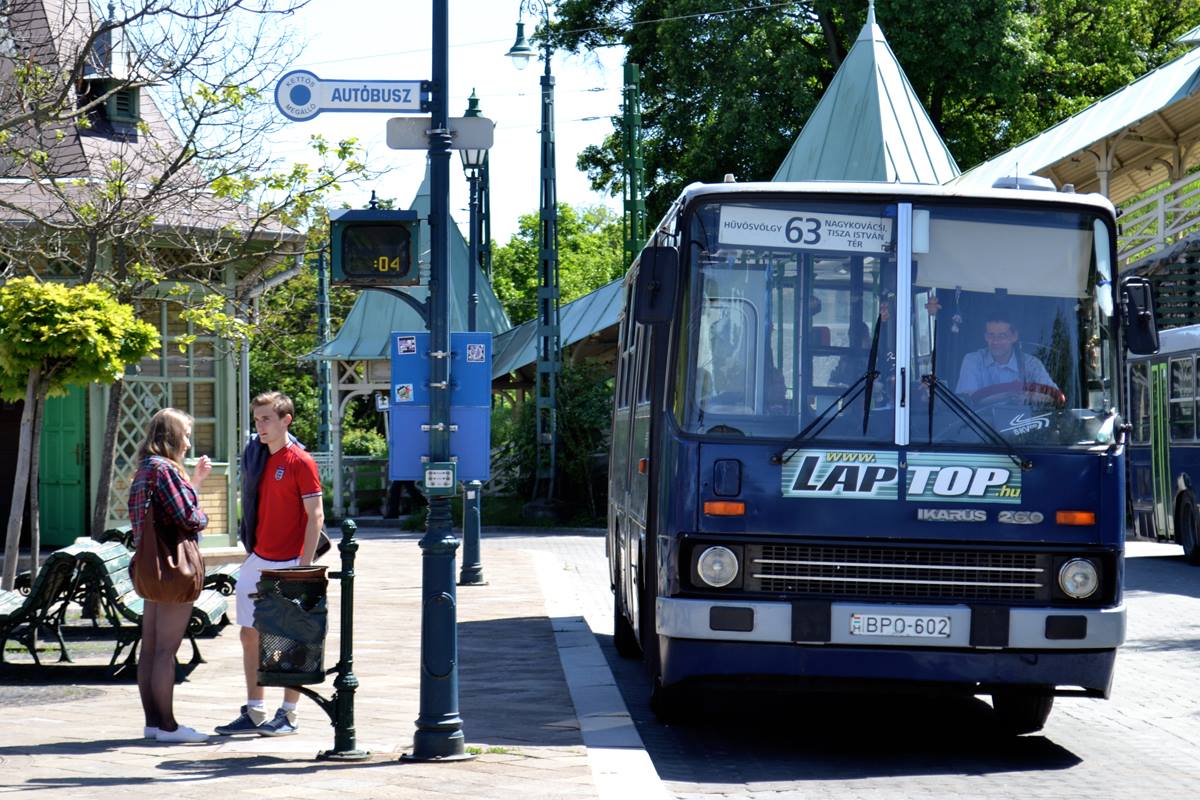 Eljárás indult a buszsofőr támadójával szemben