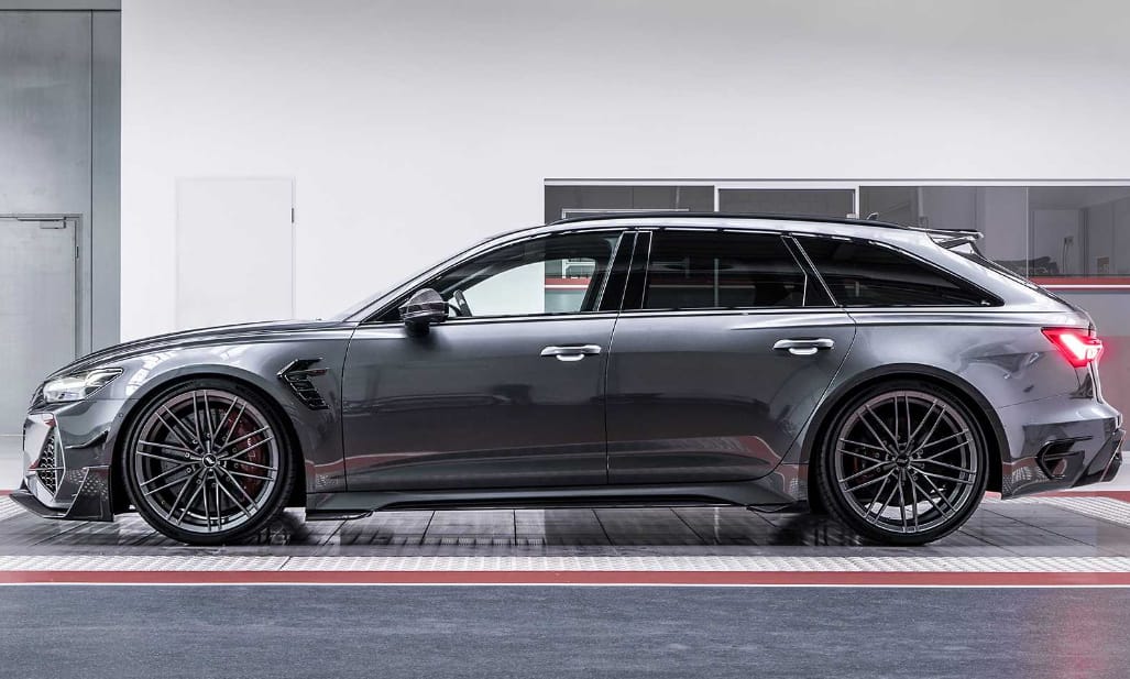 Videón a 740 lóerős családi kombi, az új Audi RS6-R