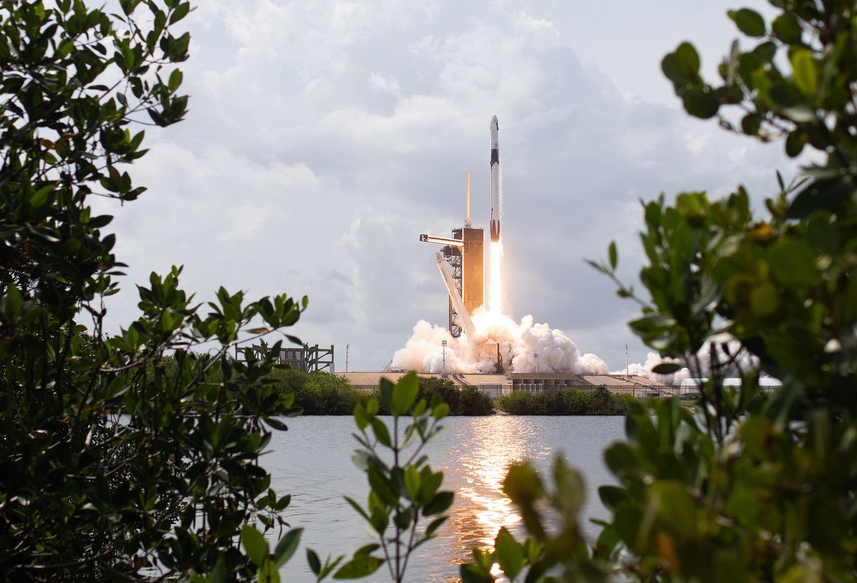 Dokumentumfilmet készít a Netflix a SpaceX civiles küldetéséről, ott lesznek a kamerák a világűrben is