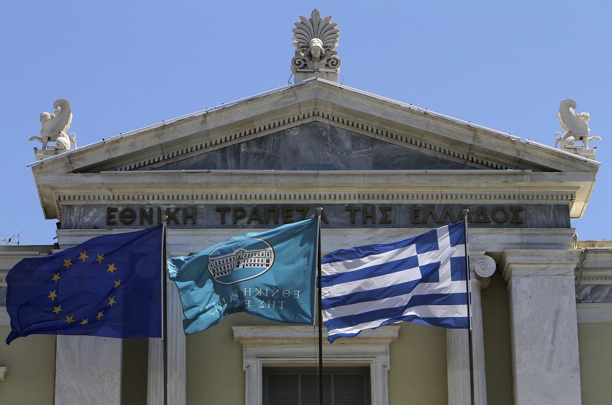 Eurócsúcs: 71 milliárd eurós a görög mentőcsomag