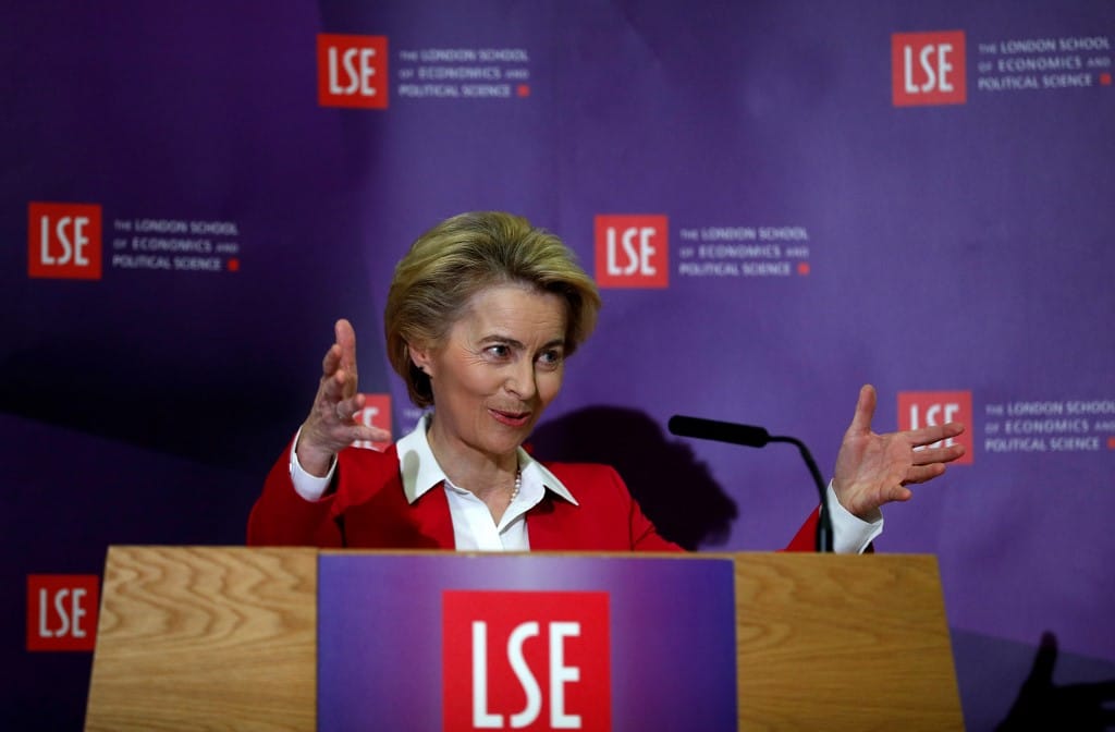 Von der Leyen: 2020 végéig lehetetlen megállapodni a britekkel