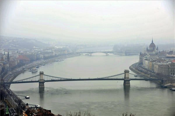 Durva szmogriadó jöhet Budapesten
