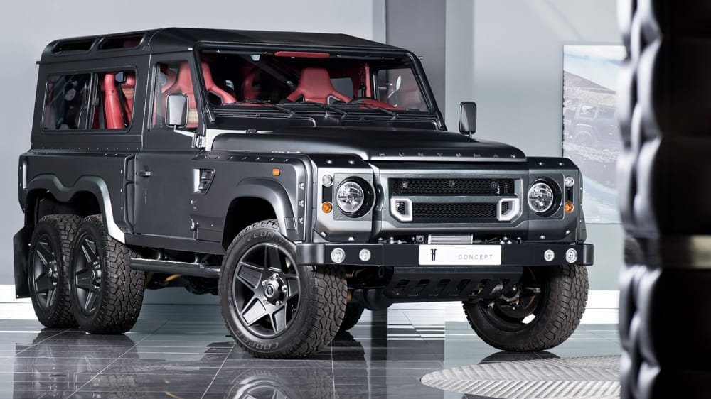 A Mercedeshez képest szinte féláron kínálják a hatkerekű Land Rover Defendert