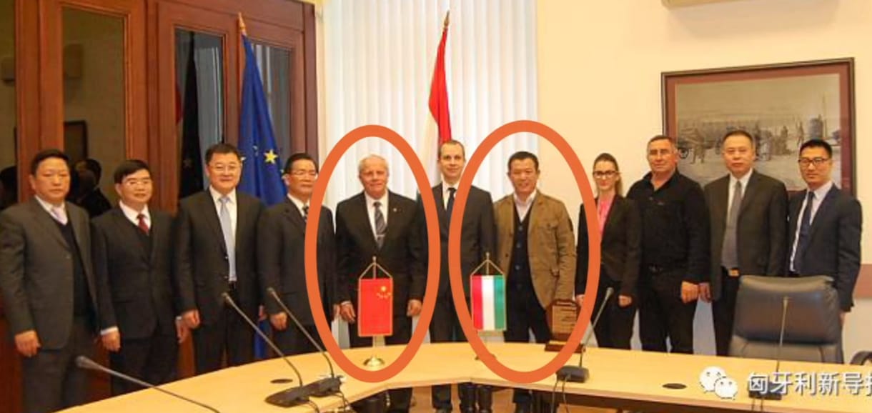 Titkos budapesti rendőrőrsök: kínai lapok képeivel cáfolja a Momentum Rétvári Bencét