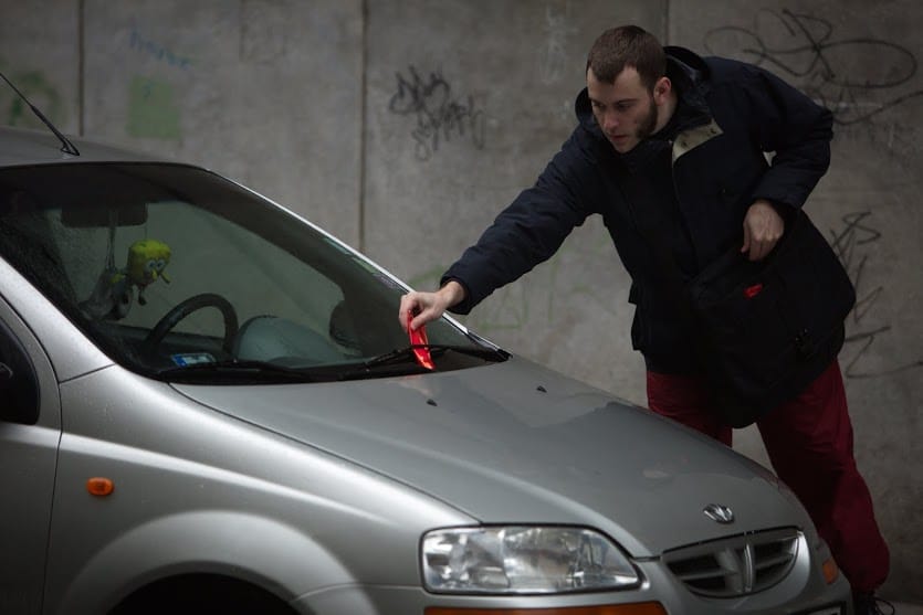 Ne parkoljon éjjel az óbudai Auchannál, hacsak nem akar több tízezret fizetni