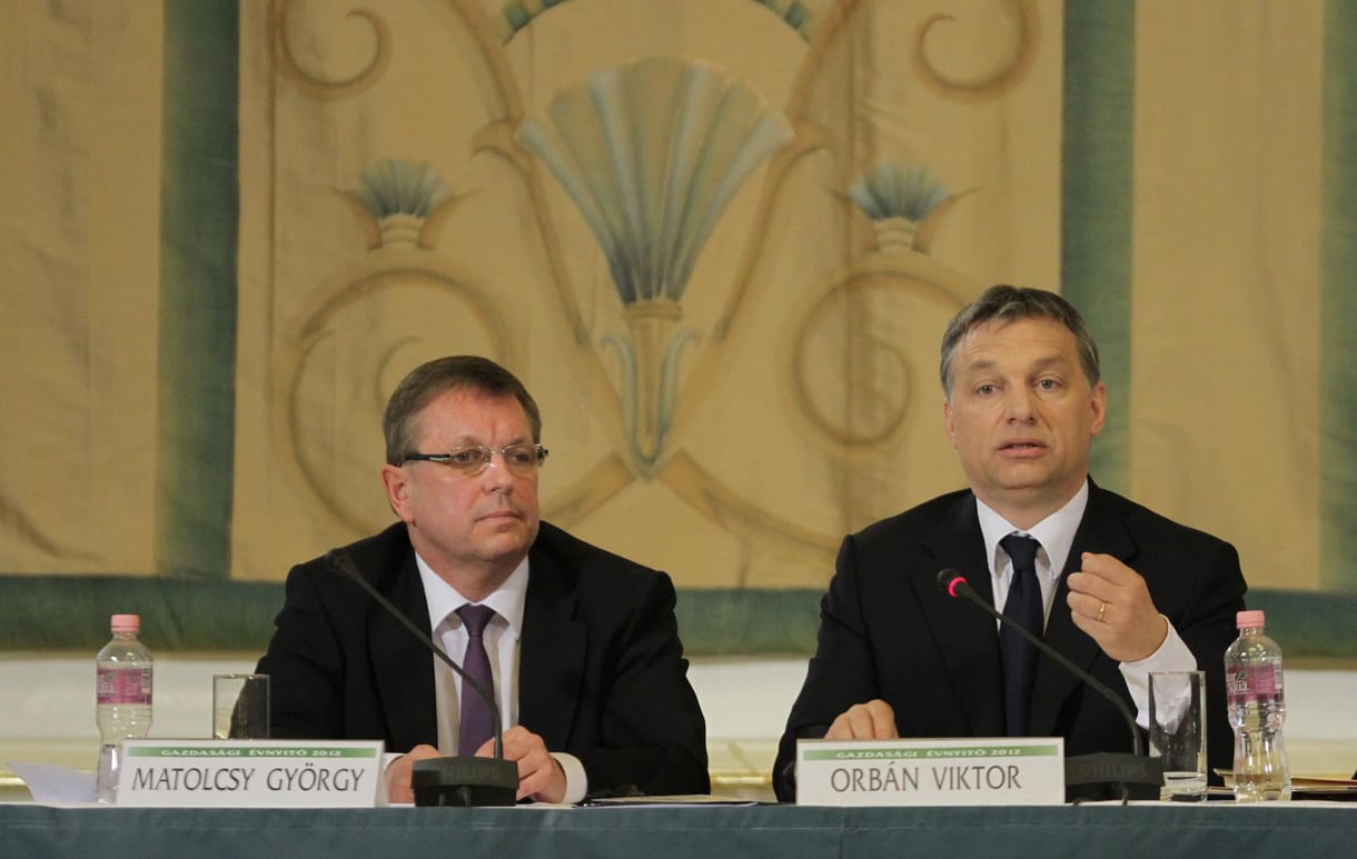 Matolcsyék mutatják a válságból kivezető utat, csak a tényekről feledkeztek meg