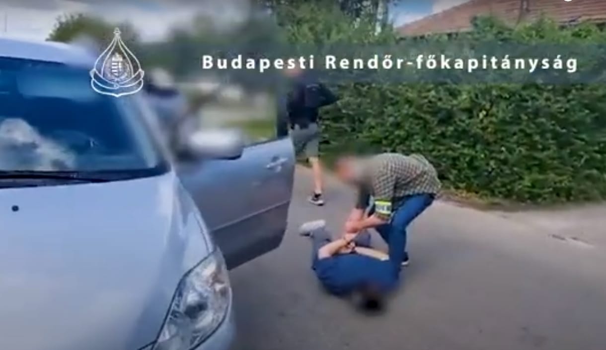 Drogdílerekre, köztük egy 64 éves asszonyra csaptak le a rendőrök Budapesten