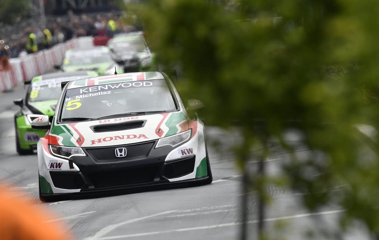 Távol került a vb-címtől Michelisz