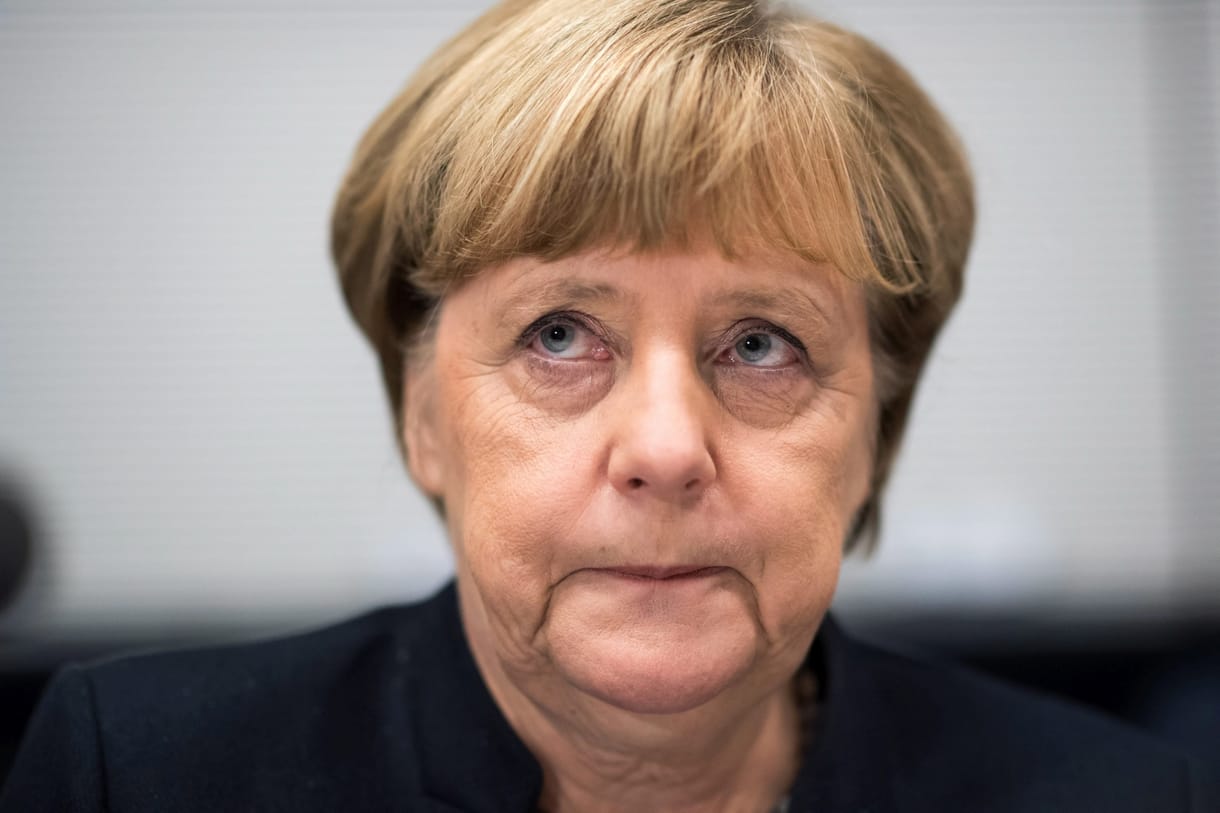 Die Welt: lezárták volna a német határt a menekültek előtt, de Merkel nem kockáztatott