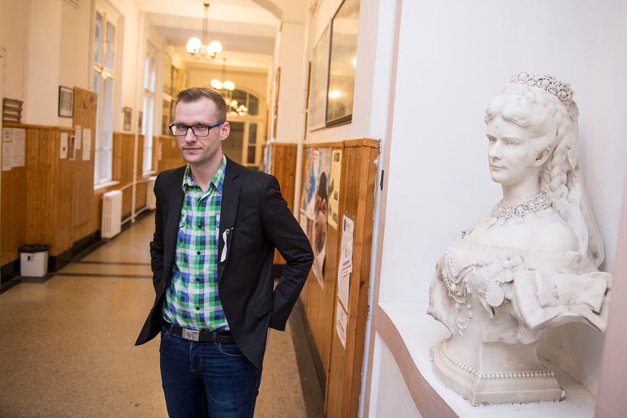 Pukli úgy érezte, helyre kell tennie a köztévét, miután megvágták interjúját