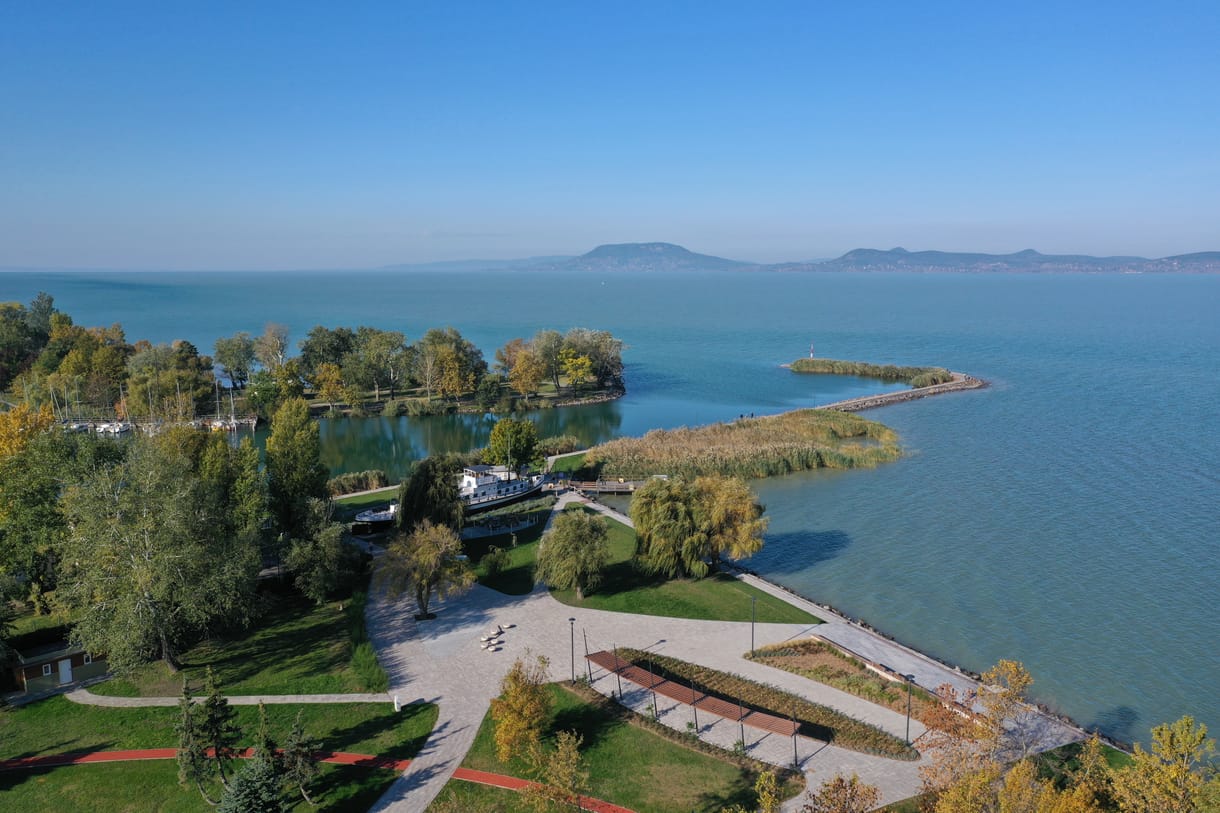 Gyenesdiásnál 29 fokos a Balaton