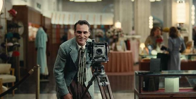 Joaquin Phoenix – Legjobb férfi főszereplő (The Master)
