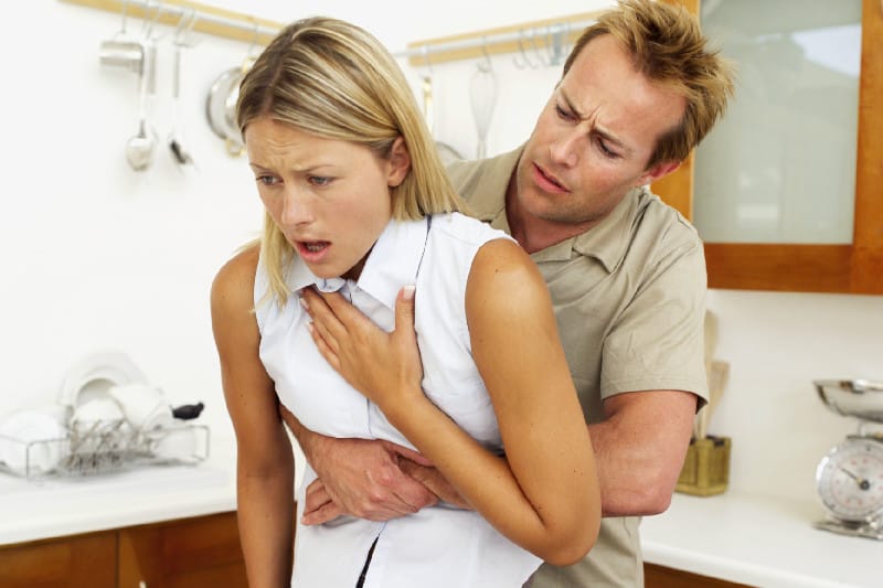 Heimlich először alkalmazta a Heimlich-fogást
