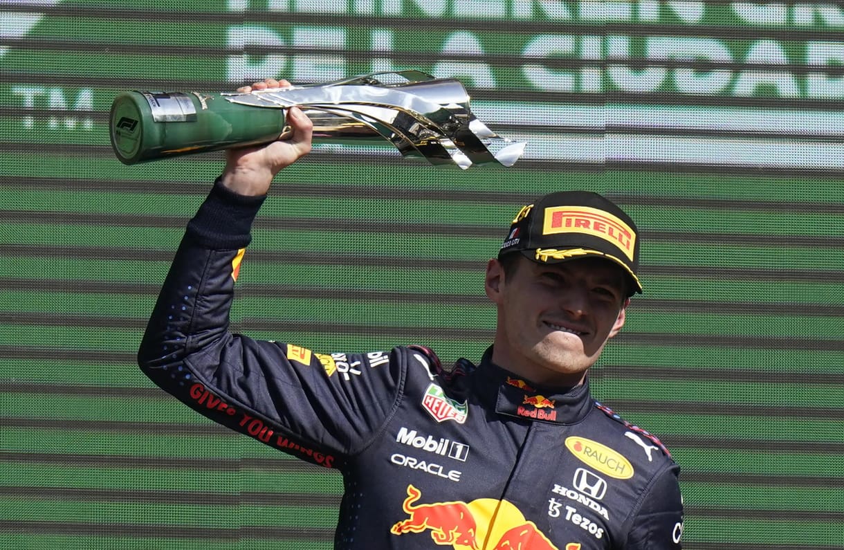Verstappen nyerte a Mexikói Nagydíjat, egyre nő az előnye a tabella élén