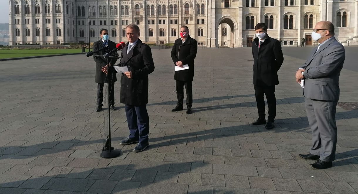 Bencsik János: Így nem érdemes és nem is lehetséges kormányt váltani