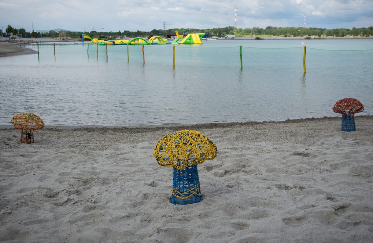 200 forint extra adót fizettetnek a Lupa-tónál strandolókkal